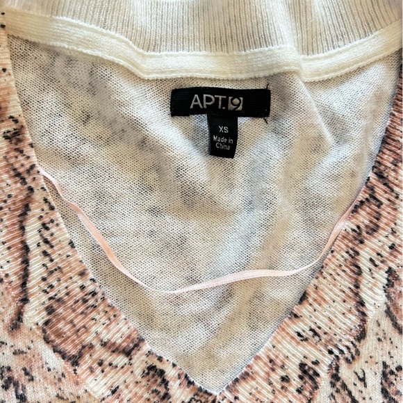 Apt. 9 Snake Skin Light Knit Sweater Pink - XS - Picture 6 of 10